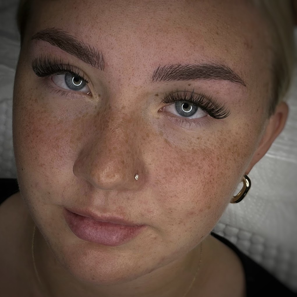 Detailaufnahme von pigmentierter Hautpartie nach Permanent Make-up Behandlung
